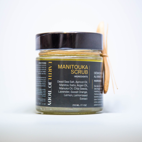 manitouka scrub